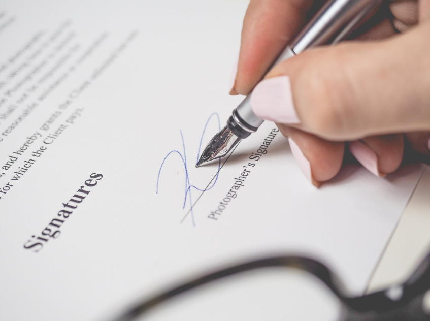 How to Draft a Strong Non-Solicitation Clause?